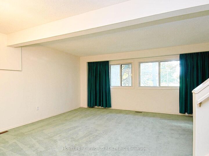 Property Photo: 371 Orton Park Rd 114 ON M1G 3V1