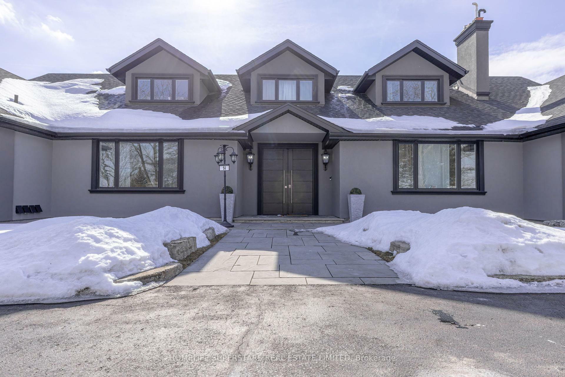 Property Photo: 14 Bowman Ave ON L6P 0X5