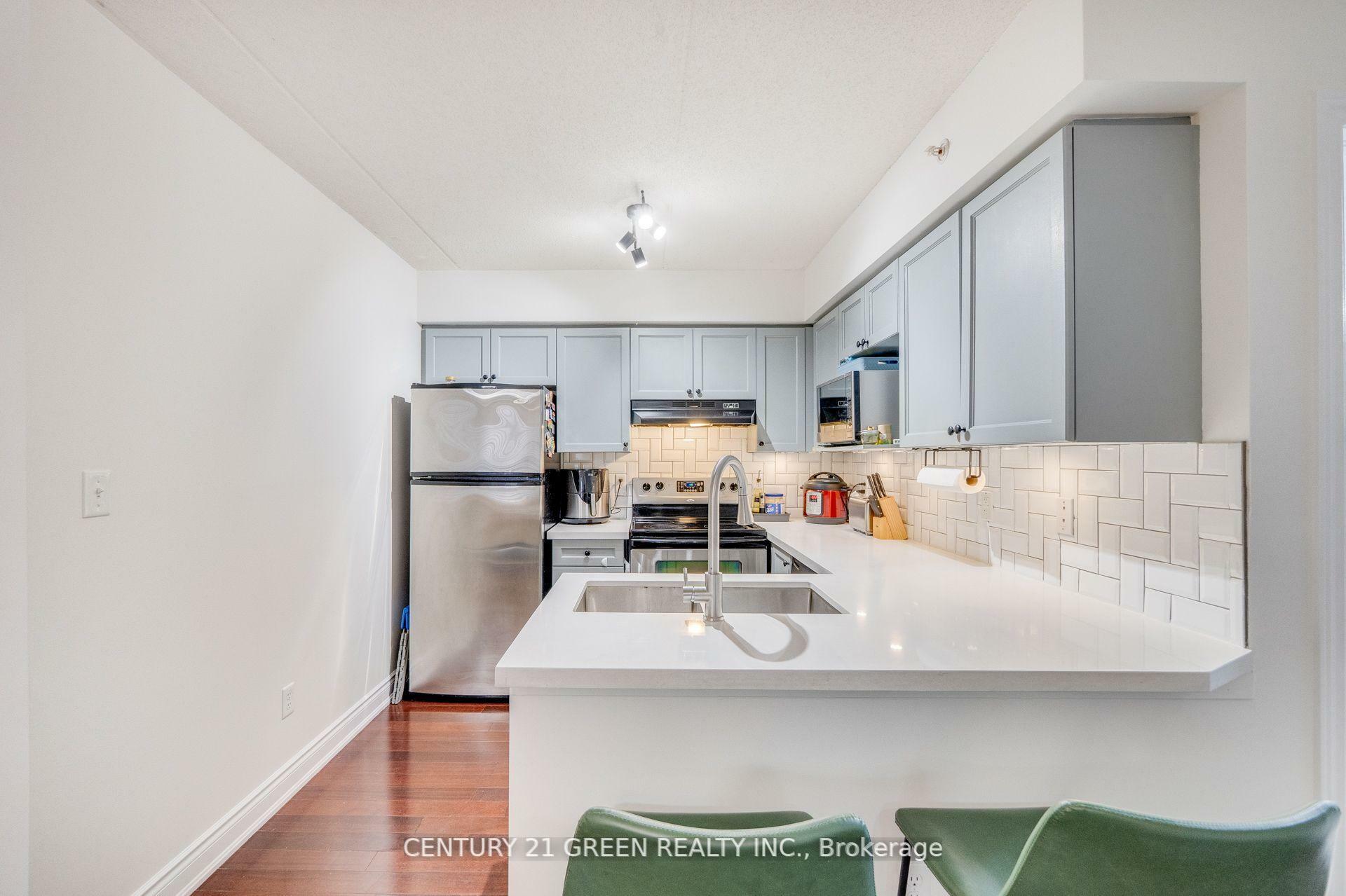 Photo de la propriété: 1479 Maple Avenue 206 ON L9T 0B5