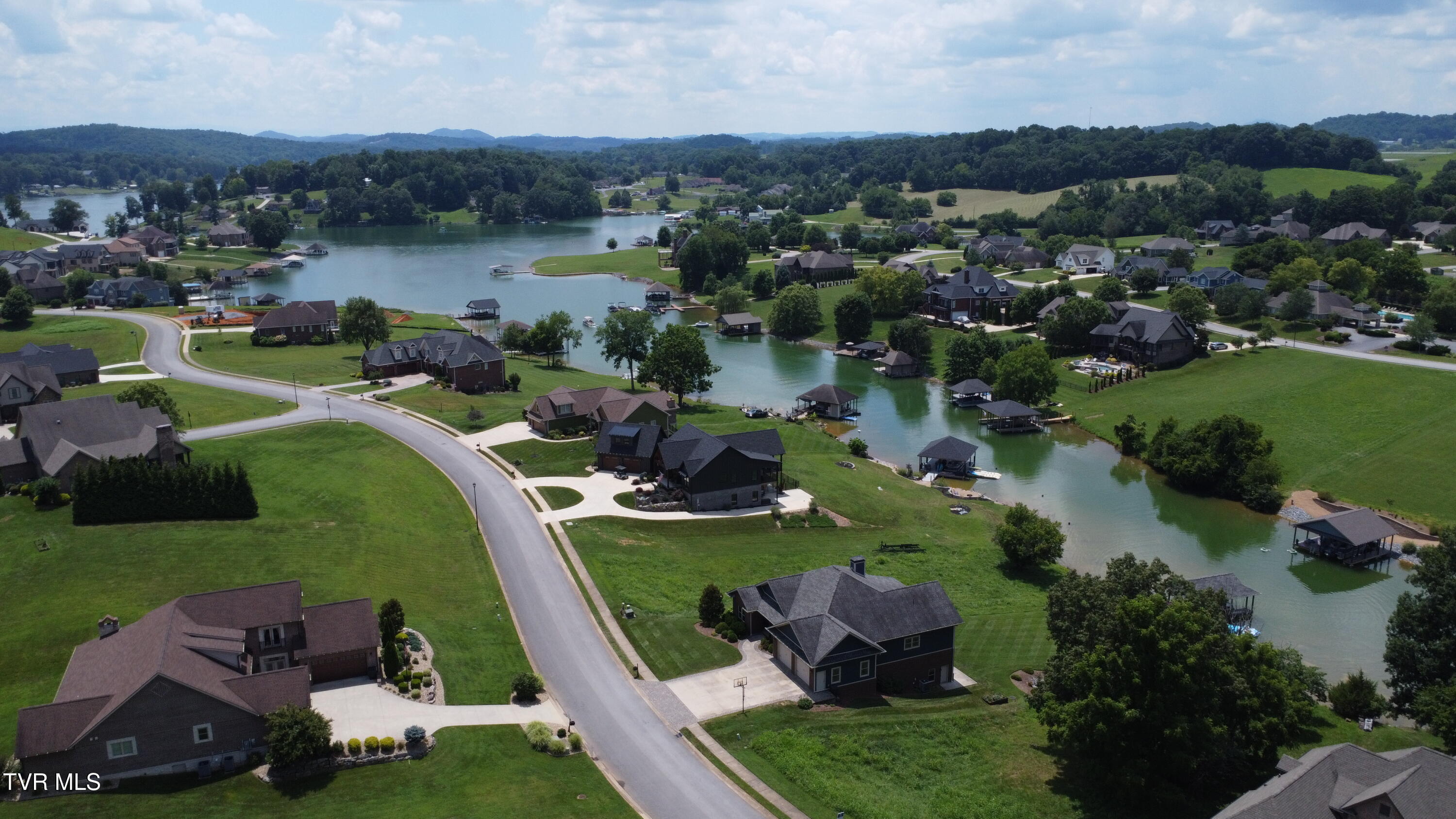 Property Photo: 156 North Forest Lane TN 37617