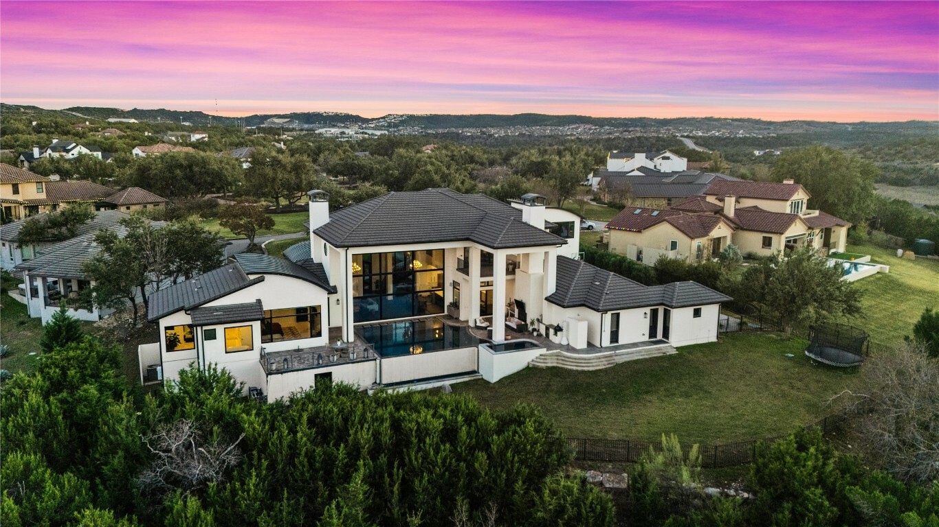 4300 Derrick Cove  Spicewood TX 78669 photo