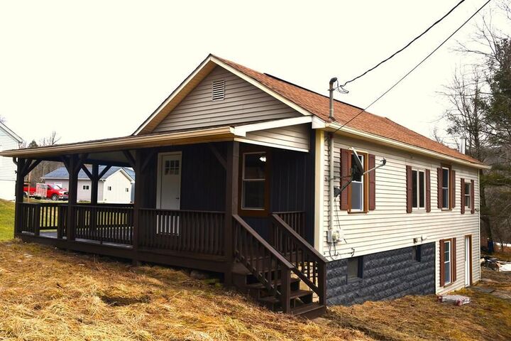 Property Photo:  1404 State Route 227  PA 16301 