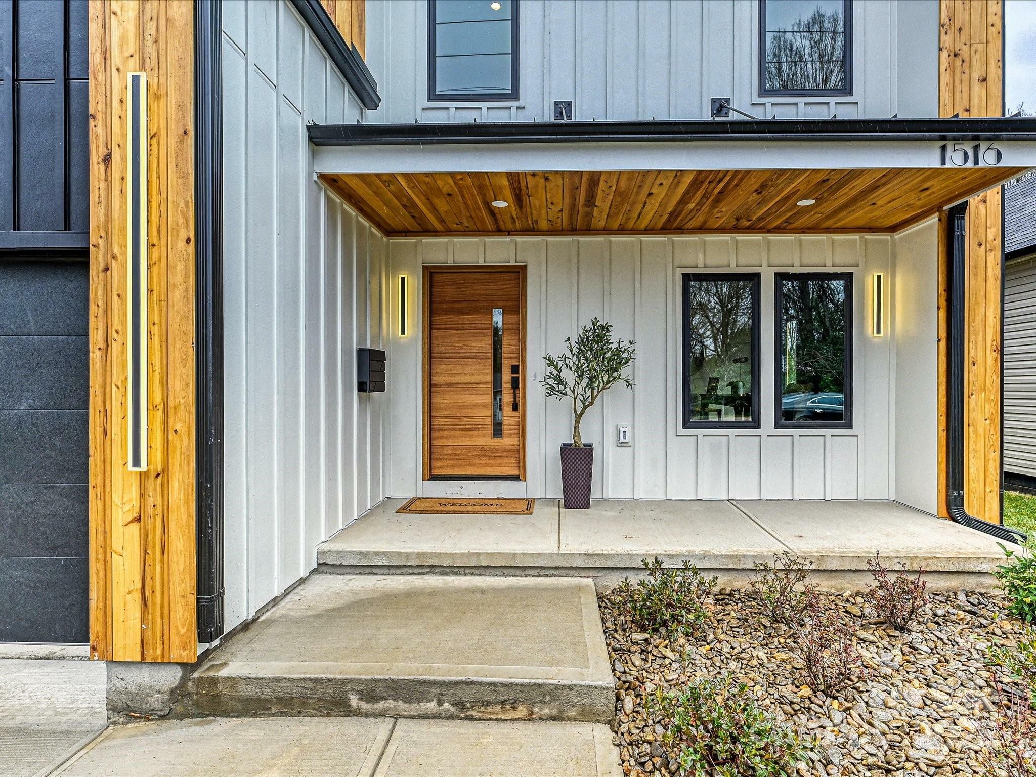 Property Photo: 1516 N Caldwell Street NC 28206