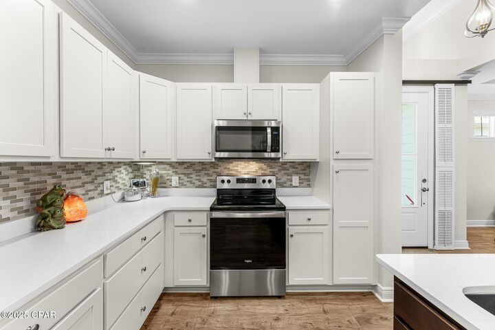 Property Photo:  9313 Cool Breeze Drive  FL 32413 