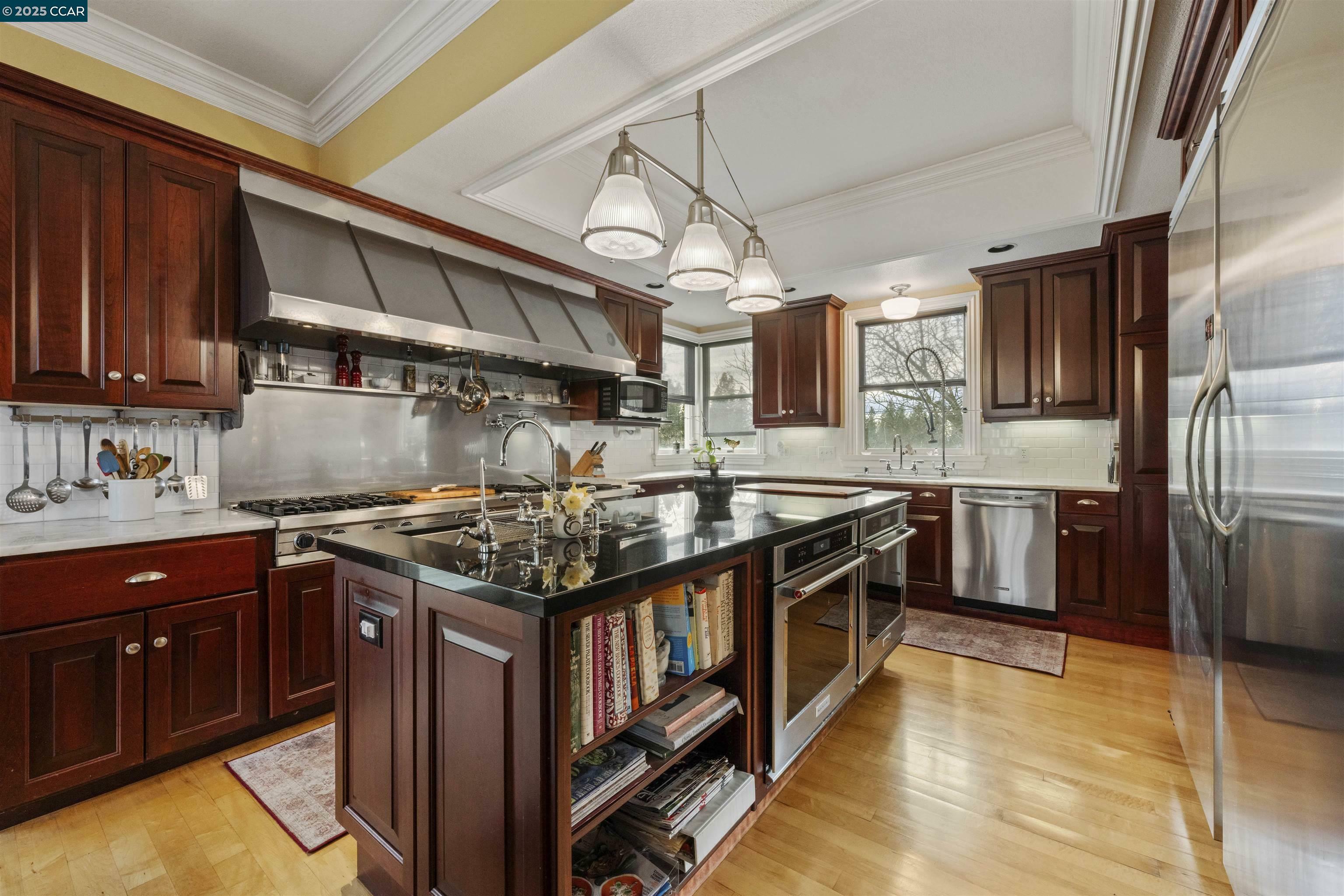 Property Photo: 11417 Red Dog Rd CA 95959