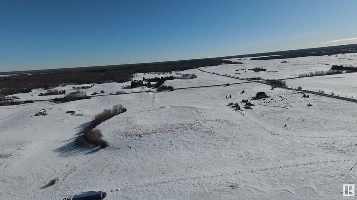 Property Photo: Twp 540 Range Rd 212 AB T6K 3K8