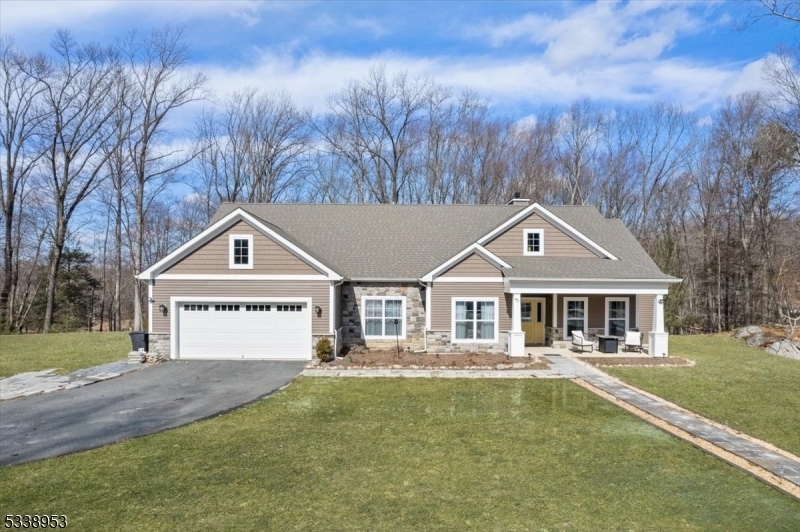 Property Photo:  34 Ballantine Woods Way  NJ 07860 