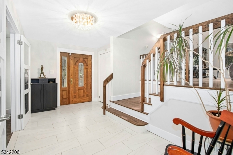 Property Photo: 26 Highlander Dr NJ 07076