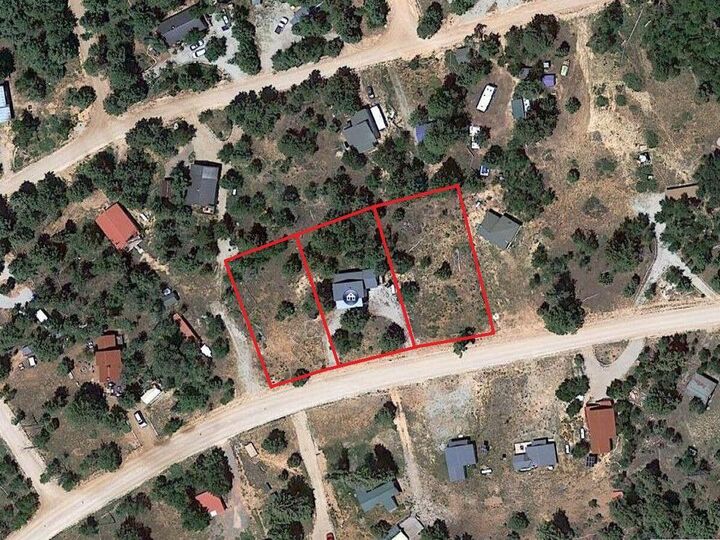 Property Photo: 1270 W Strawberry Point Rd UT 84762