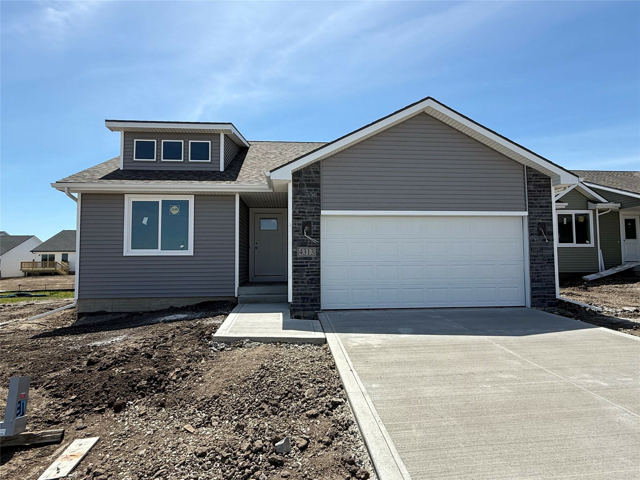Property Photo: 4313 NW 17th Street IA 50023
