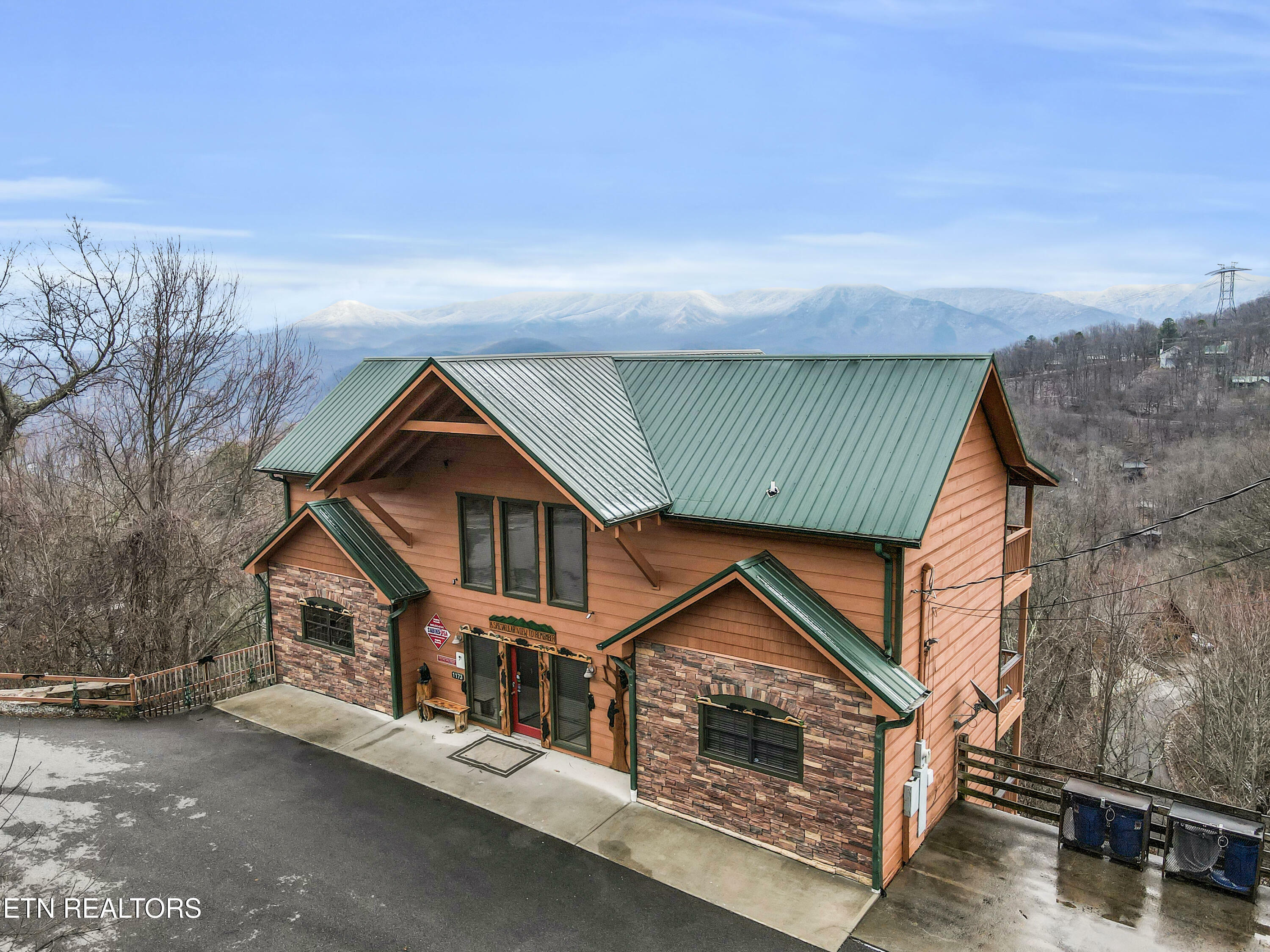 Property Photo: 1173 Ski View Drive TN 37738