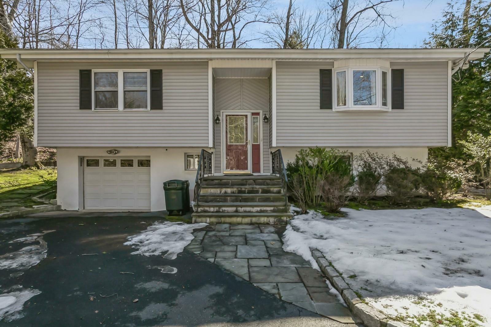 33 Brookside Place  Pleasantville NY 10570 photo