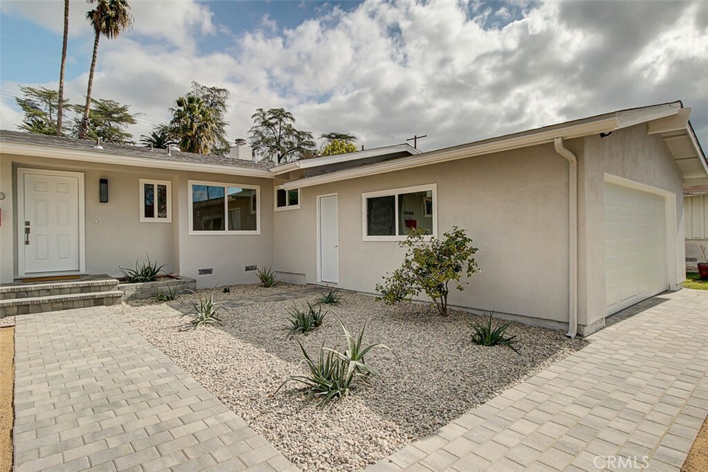 Property Photo:  6640 Sausalito Avenue  CA 91307 