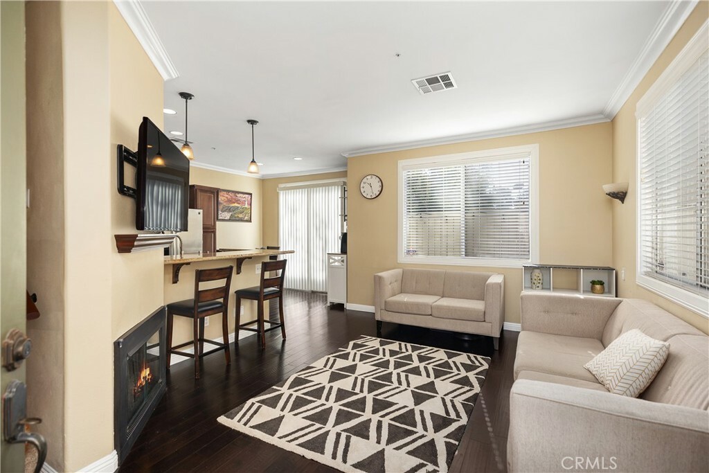 Property Photo: 11 Calle De Los Grabados CA 92688