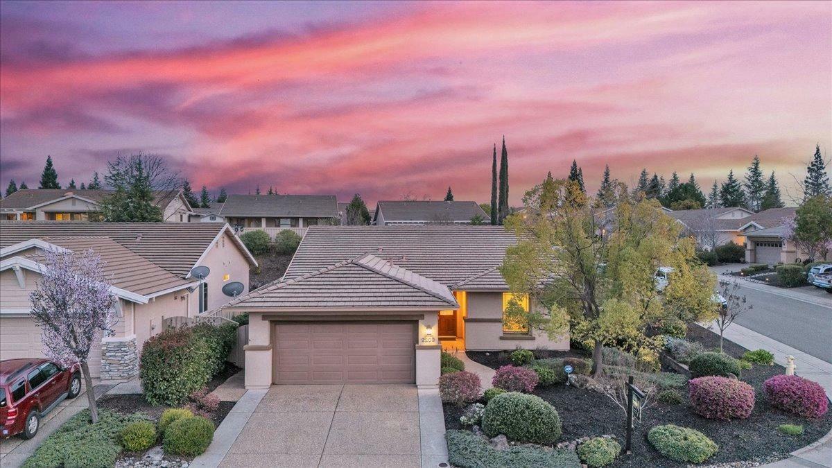 Property Photo: 2209 Kingfisher Lane CA 95648