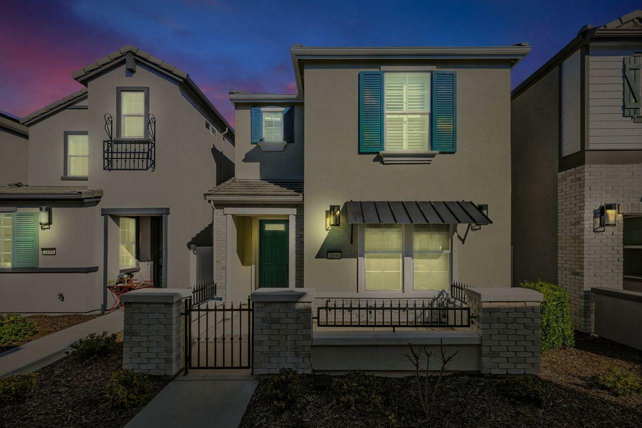 Property Photo:  3198 Longspur Lane  CA 95691 