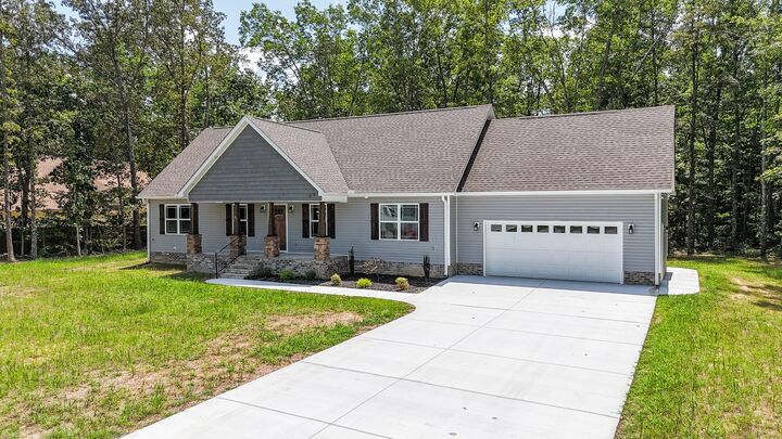Property Photo:  45 Winterberry Cir  TN 37355 