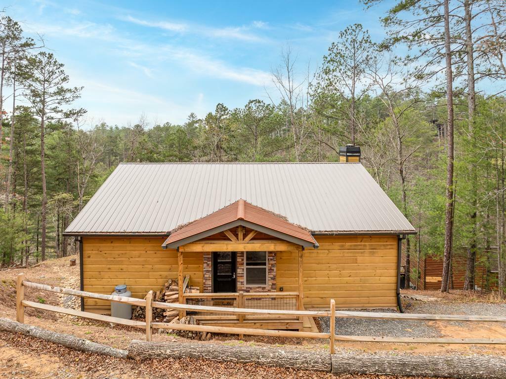 Property Photo: 487 Hillsdale Drive GA 30540