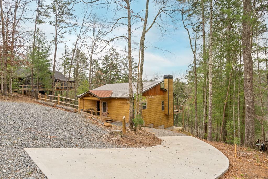 Property Photo: 487 Hillsdale Drive GA 30540