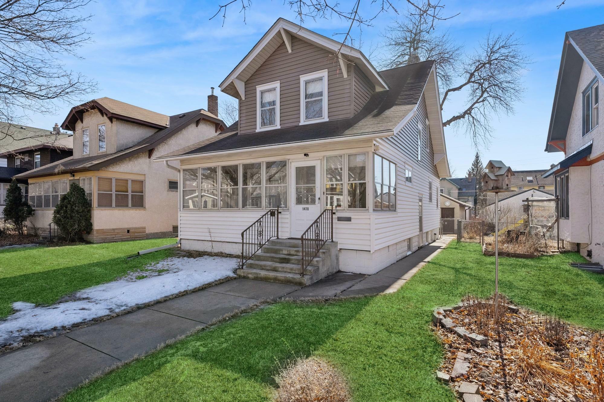 Property Photo:  1470 Blair Avenue  MN 55104 