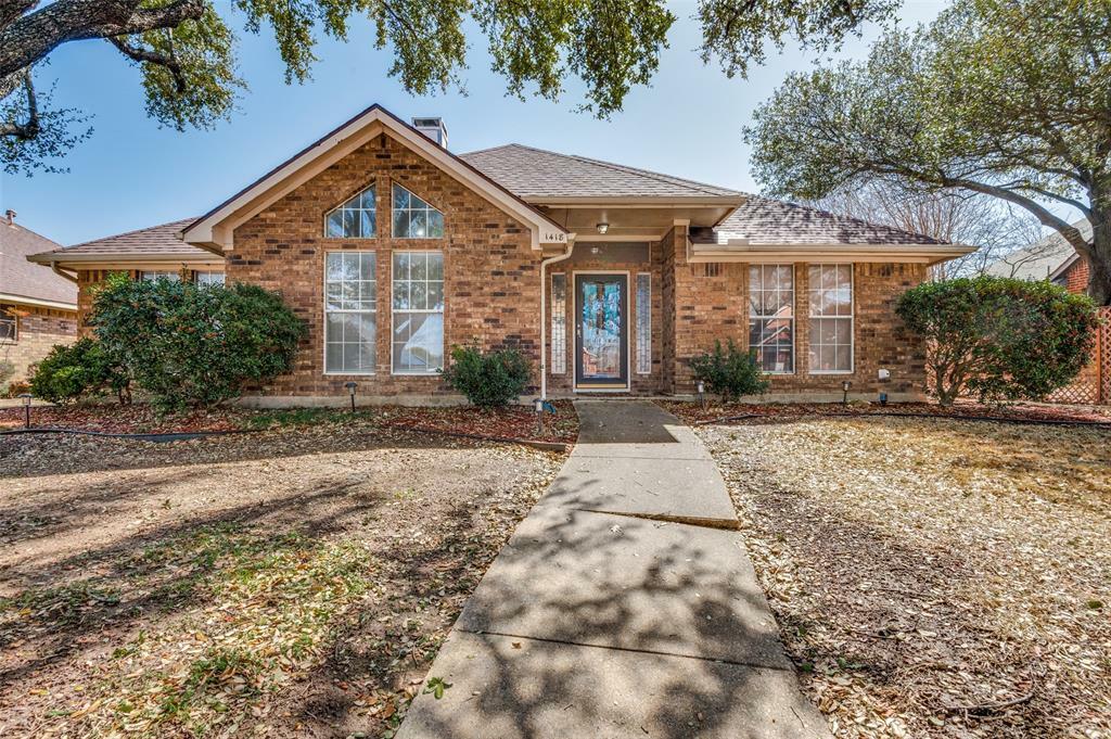 Property Photo:  1418 Hamilton Drive  TX 75104 