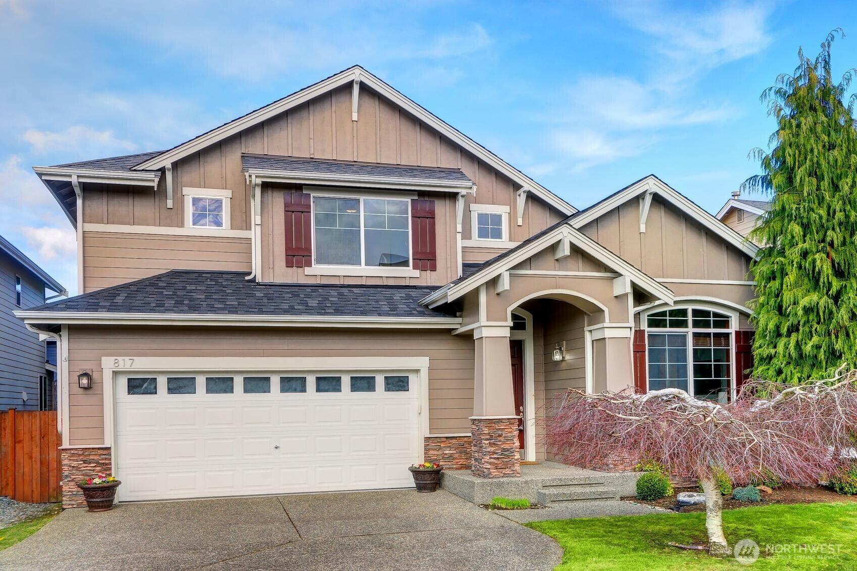 Property Photo:  817  200th Place SW  WA 98036 