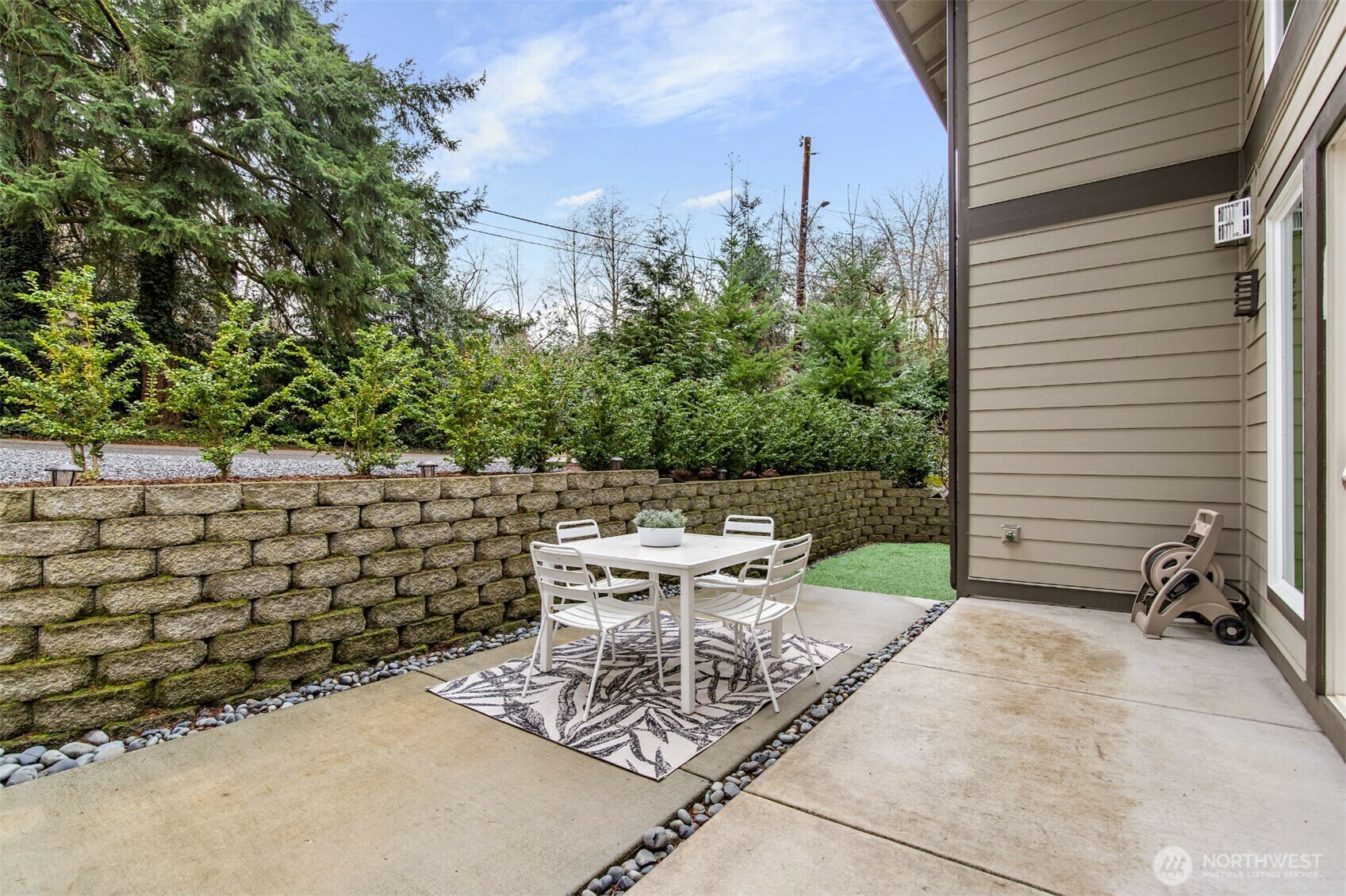 Property Photo: 13518 3rd Avenue NE WA 98125