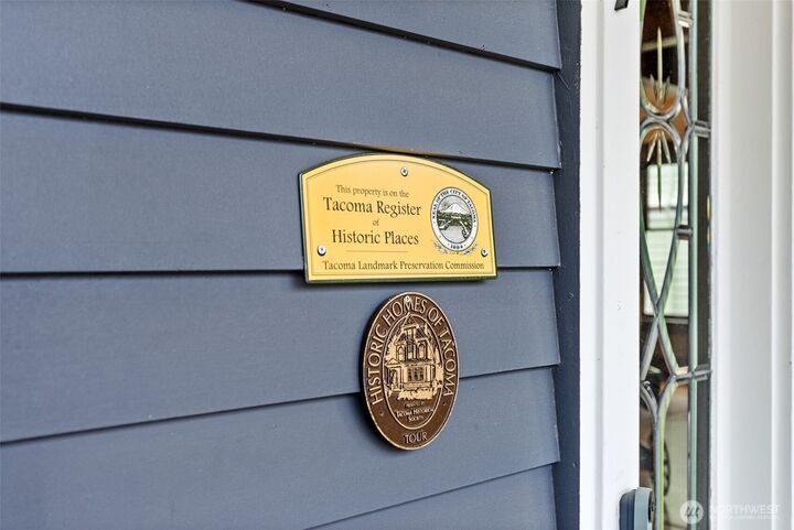 Property Photo: 407 N E Street WA 98403