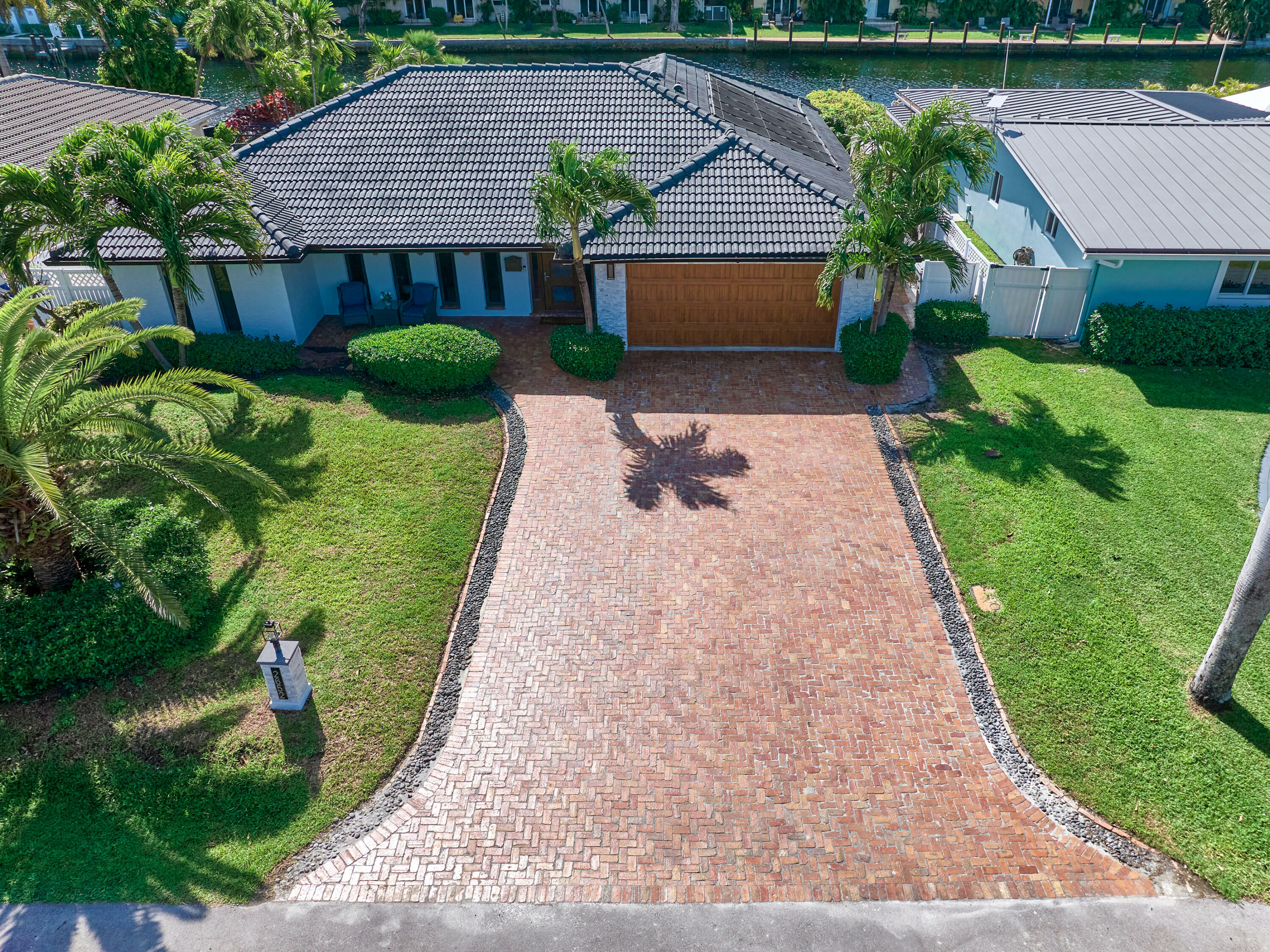 Property Photo: 2652 NE 3rd Street FL 33062