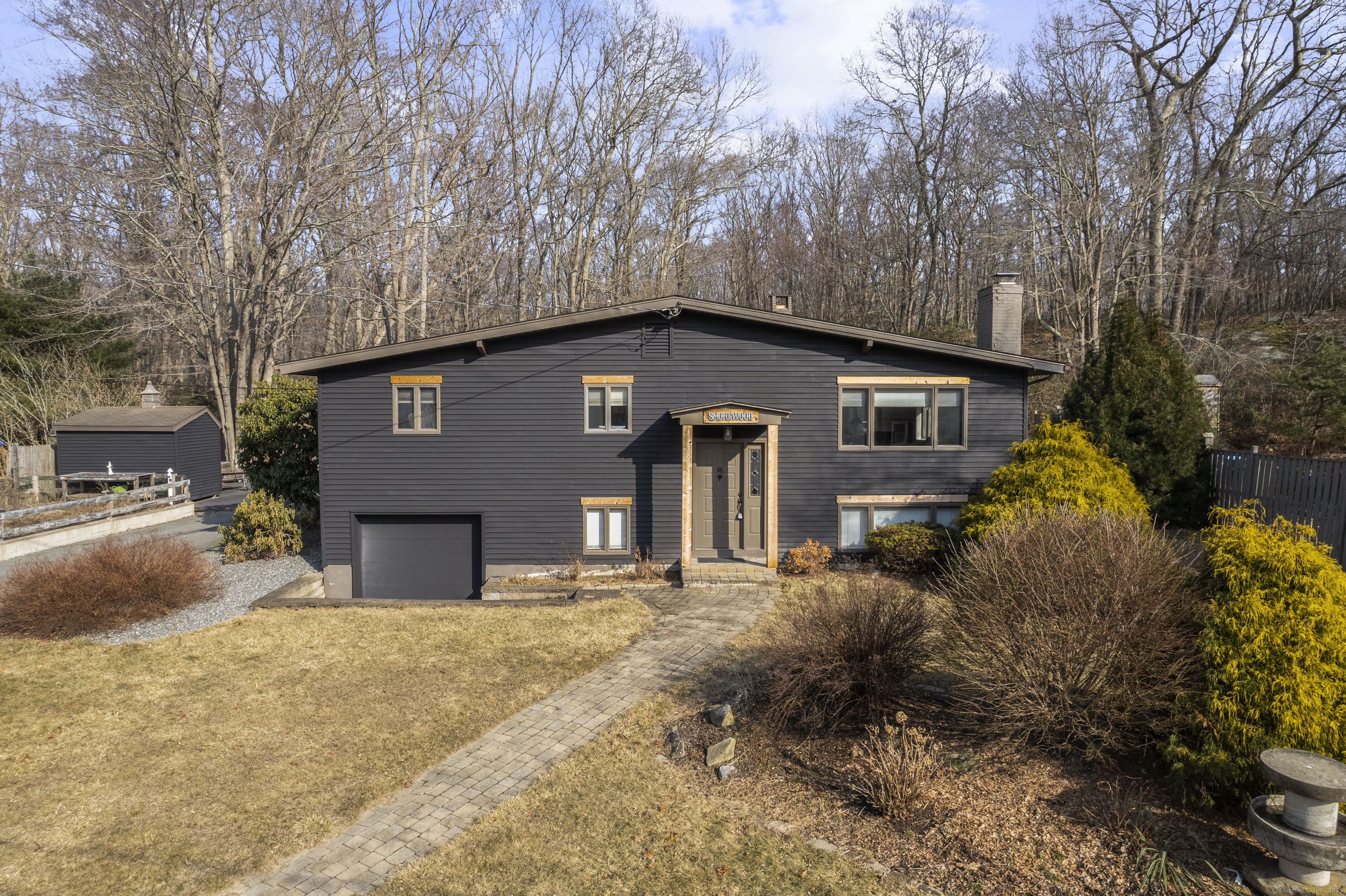 Property Photo:  46 Carriage Hill Drive  CT 06357 