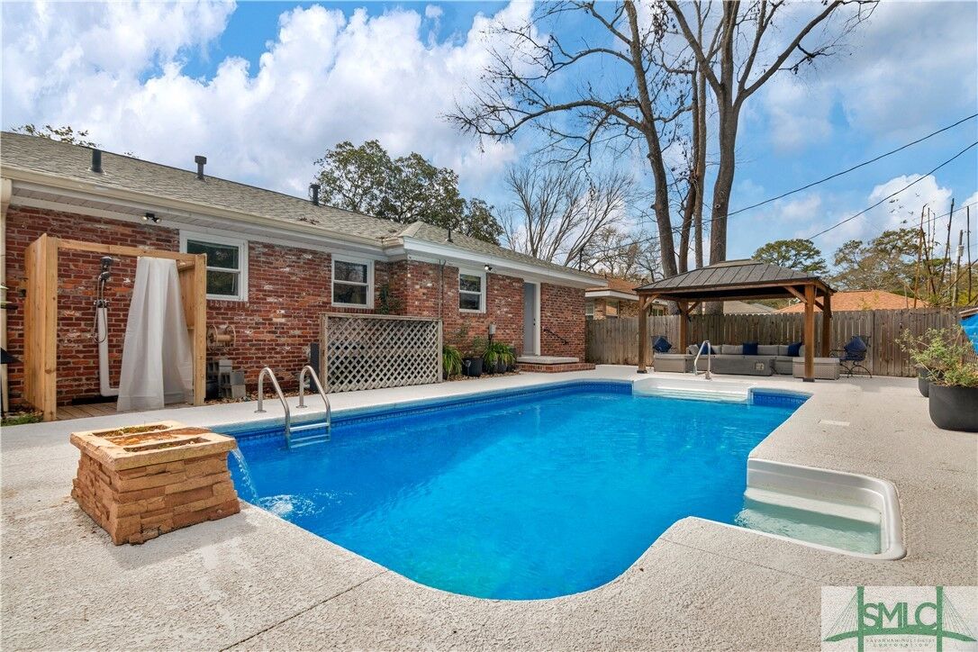 Property Photo: 118 Columbus Drive GA 31405
