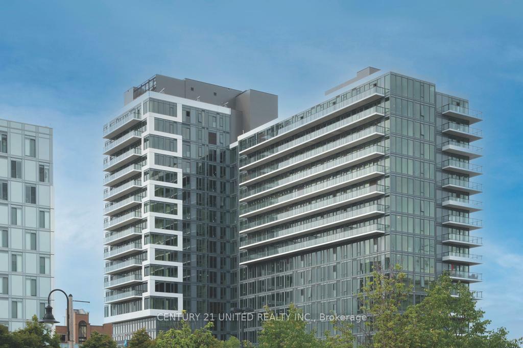 Property Photo: 80 Bond St E 821 ON L1G 0E6