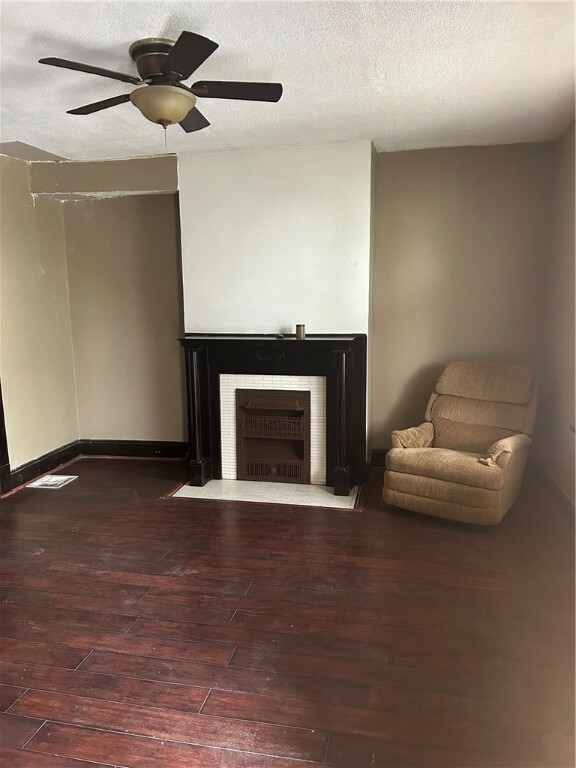 Property Photo: 2007 Plainview Ave PA 15226