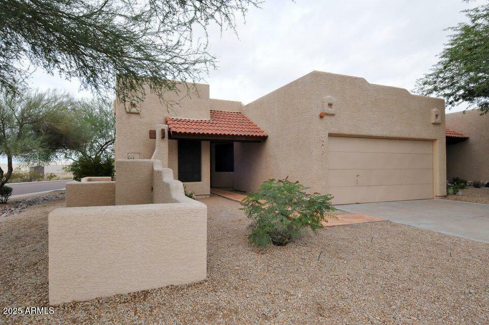 Property Photo: 10812 N 117th Place AZ 85259