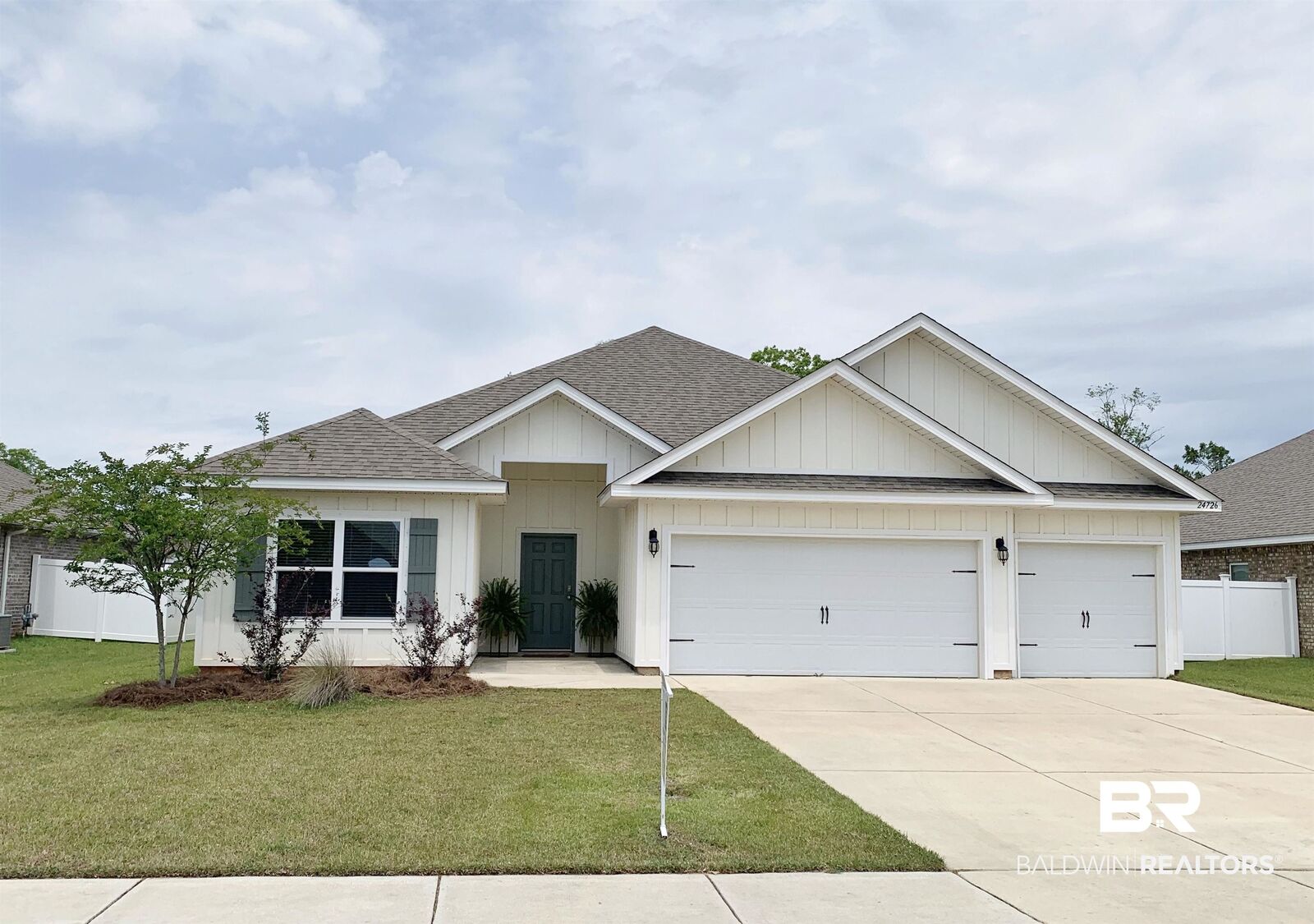 Property Photo: 24726 Smarty Jones Circle AL 36526