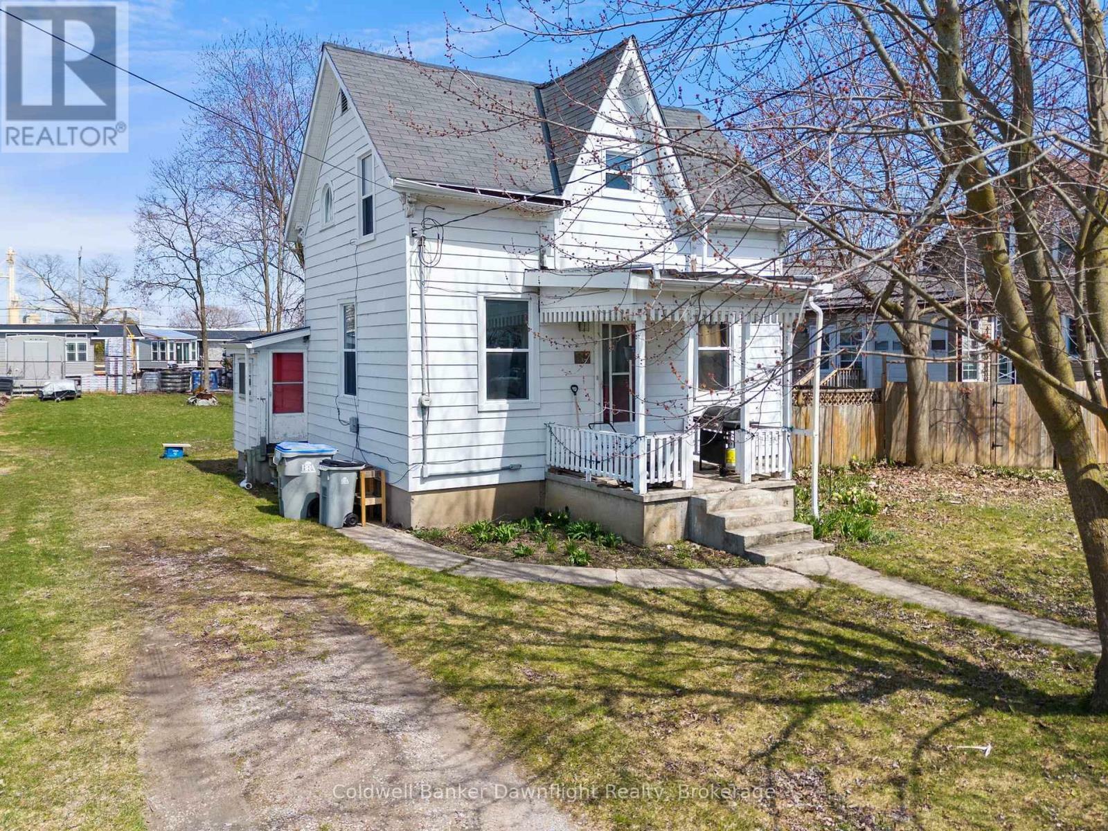 Photo de la propriété: 88 Richmond Street North ON N0M 1X0