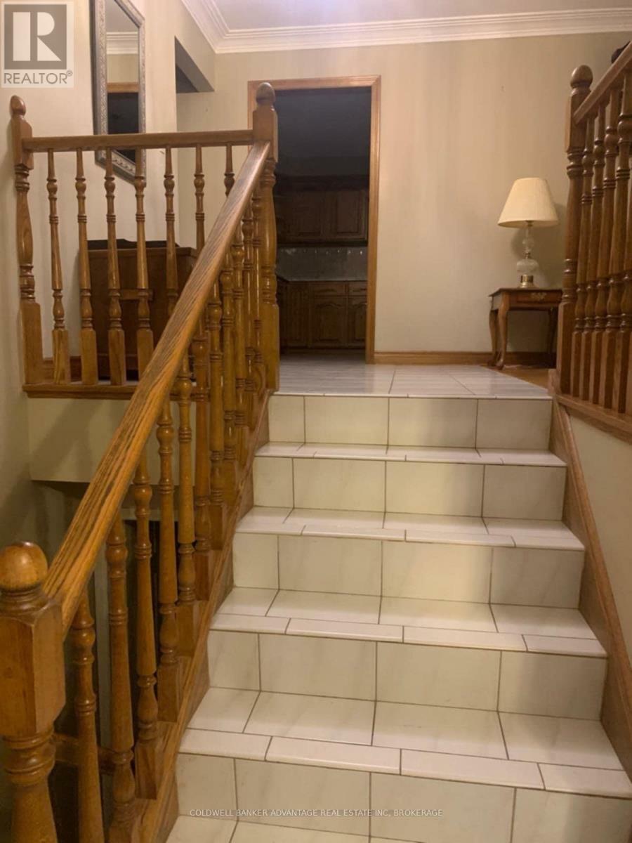 Property Photo:  385 Fitch Street  ON L3C 4W7 