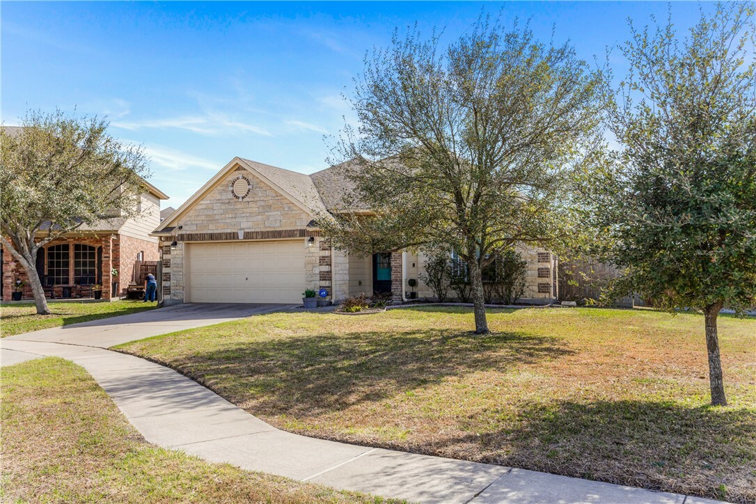 Property Photo:  305 Calley Springs Street  TX 78374 