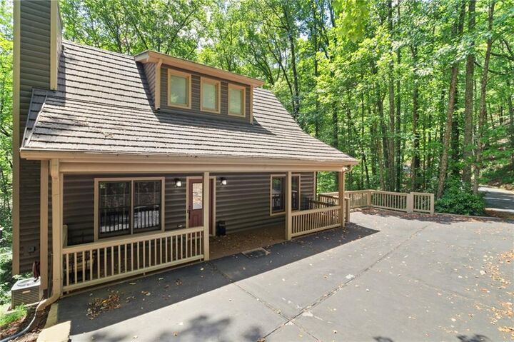 Property Photo:  862 Valley View Drive  GA 30143 