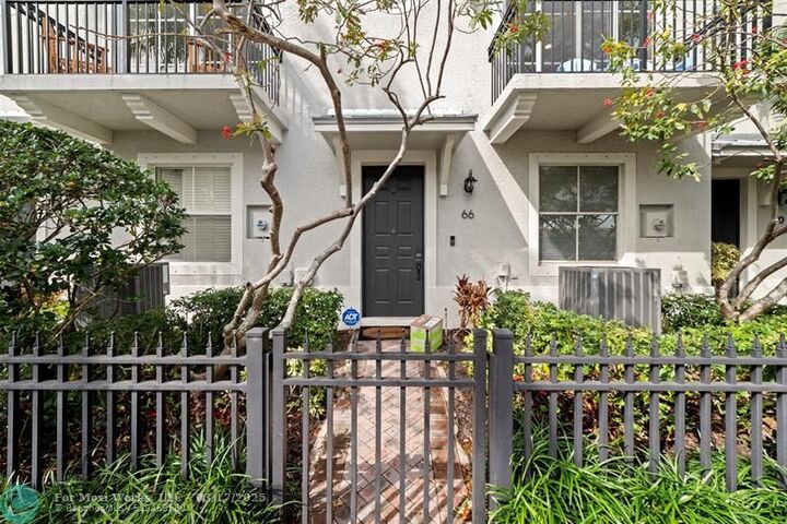 Property Photo: 66 NW 3rd Avenue FL 33444