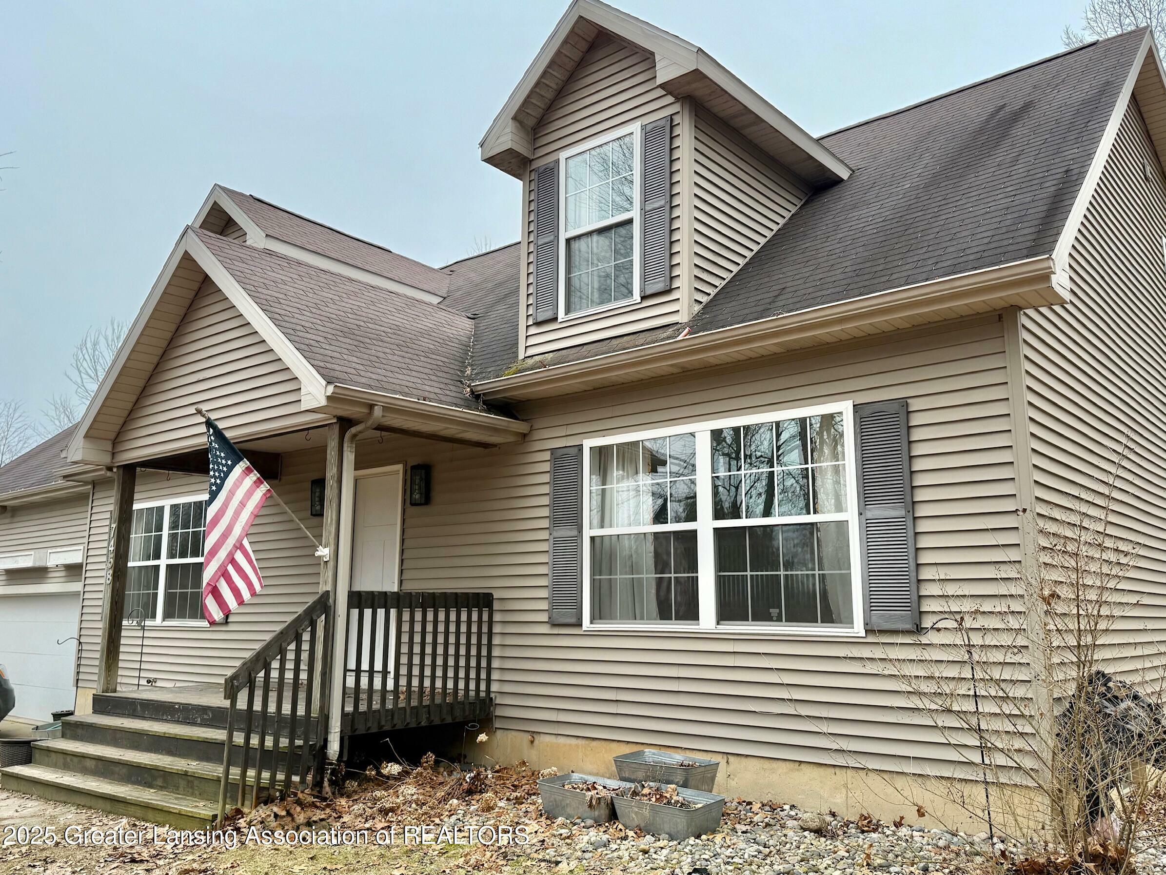 7458 Nolan Drive  Eaton Rapids MI 48827 photo