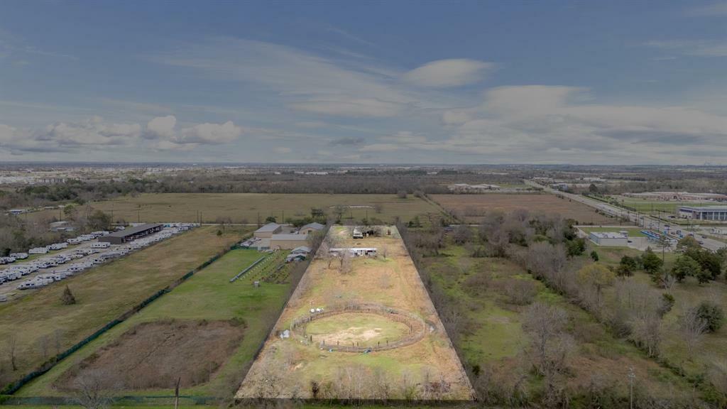 Property Photo: 203 W Archer Road TX 77521