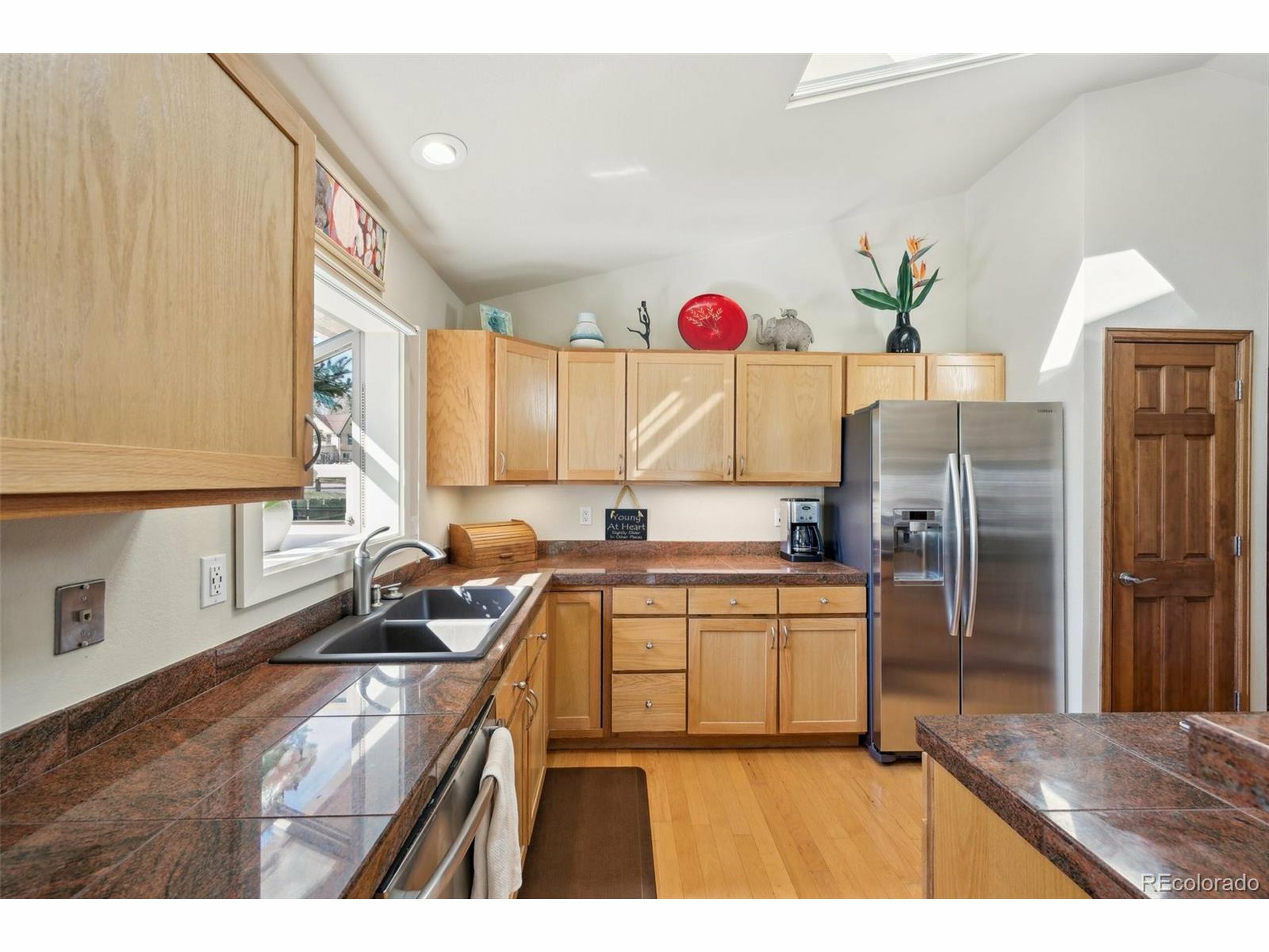 Property Photo: 514 Creekside Ct CO 80403