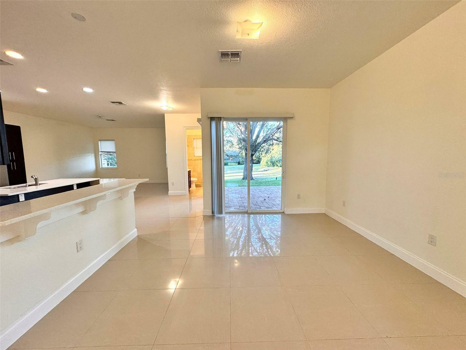 Property Photo:  8227 Vineland Oaks Boulevard  FL 32835 