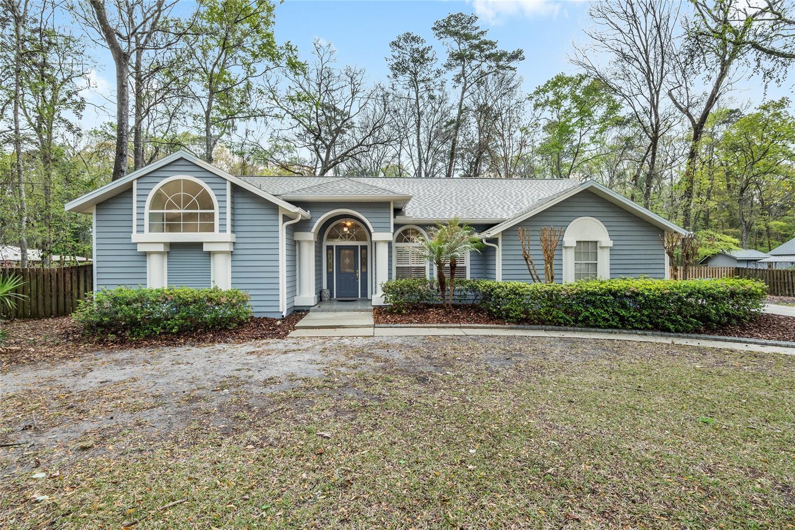 Property Photo: 6717 NW 90th Street FL 32653