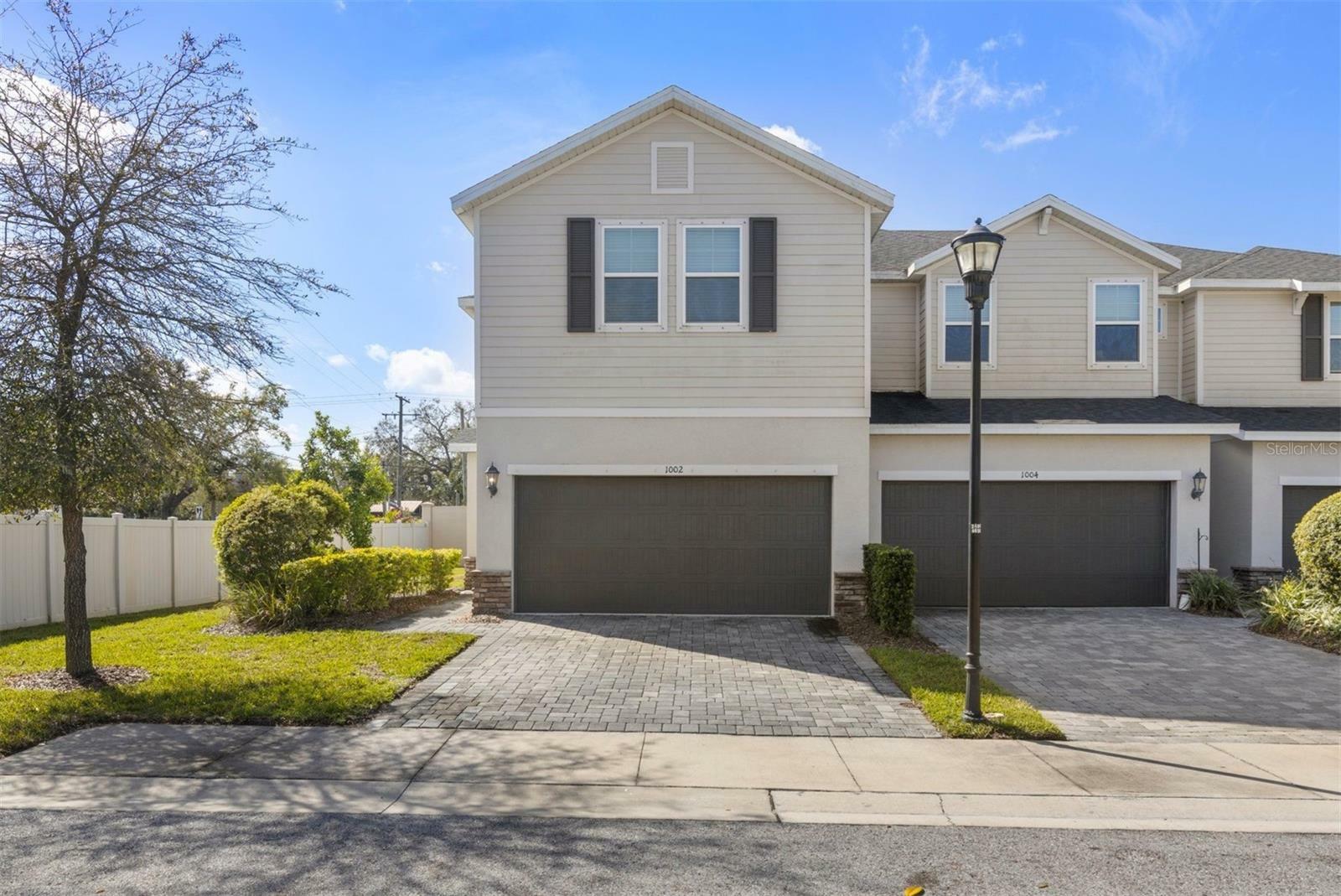 Property Photo: 1002 Rose Blossom Court FL 33613