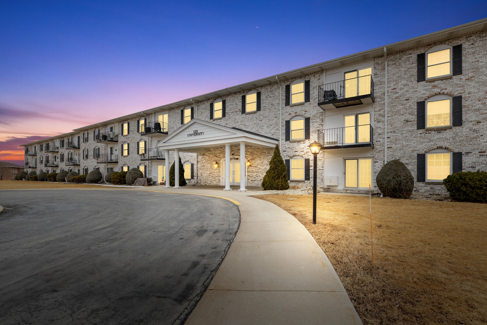 Property Photo:  125 N University Dr  WI 53095 
