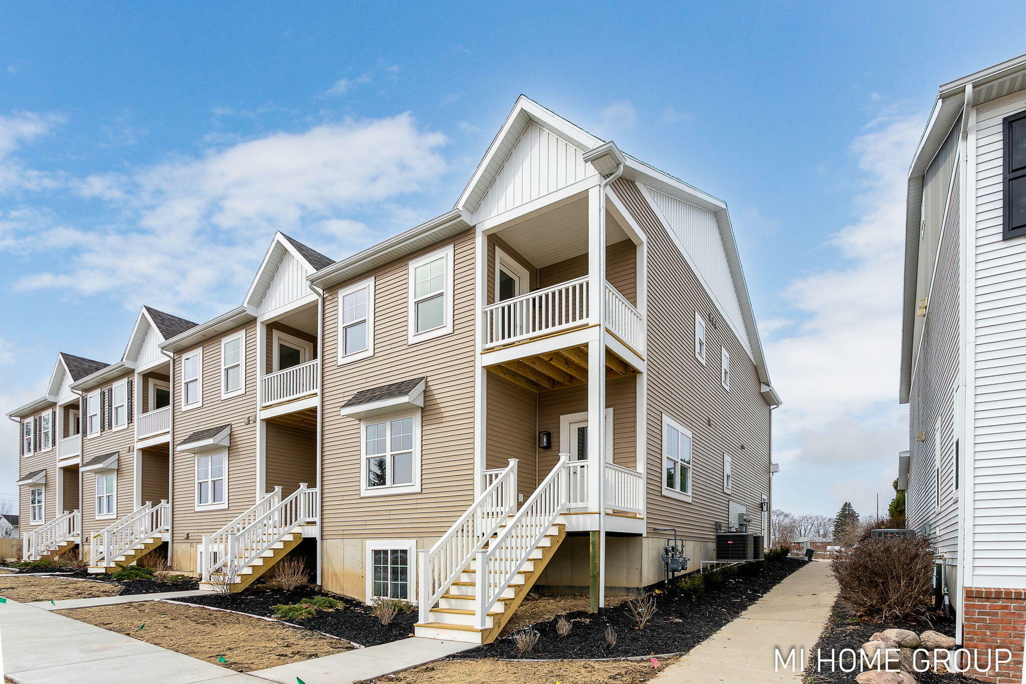 Property Photo: 3614 Buckingham Lane MI 49426