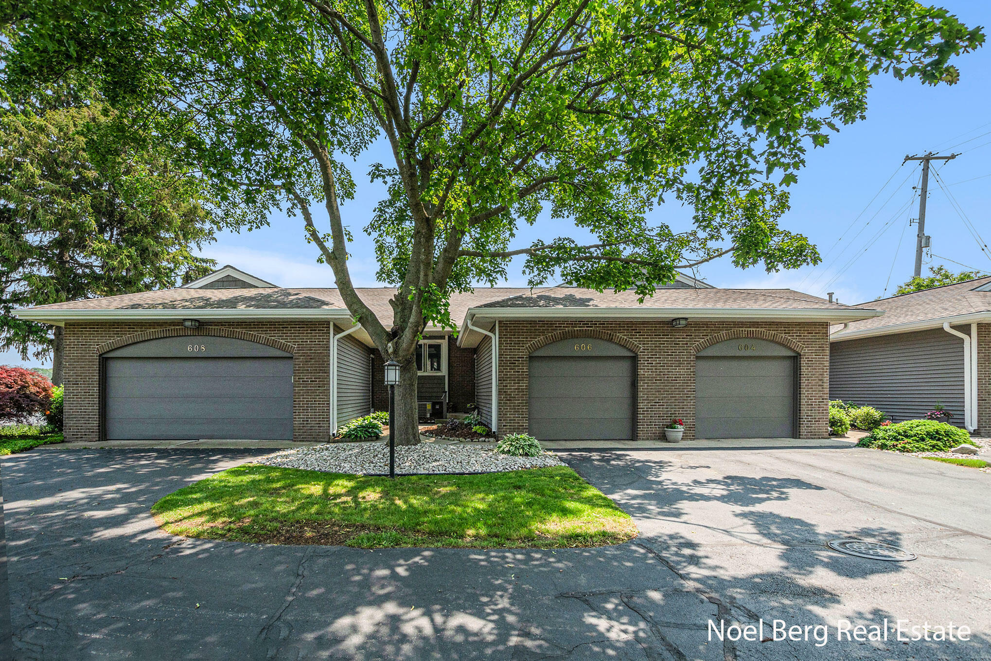 Property Photo:  606 Edgewater Court  MI 49456 