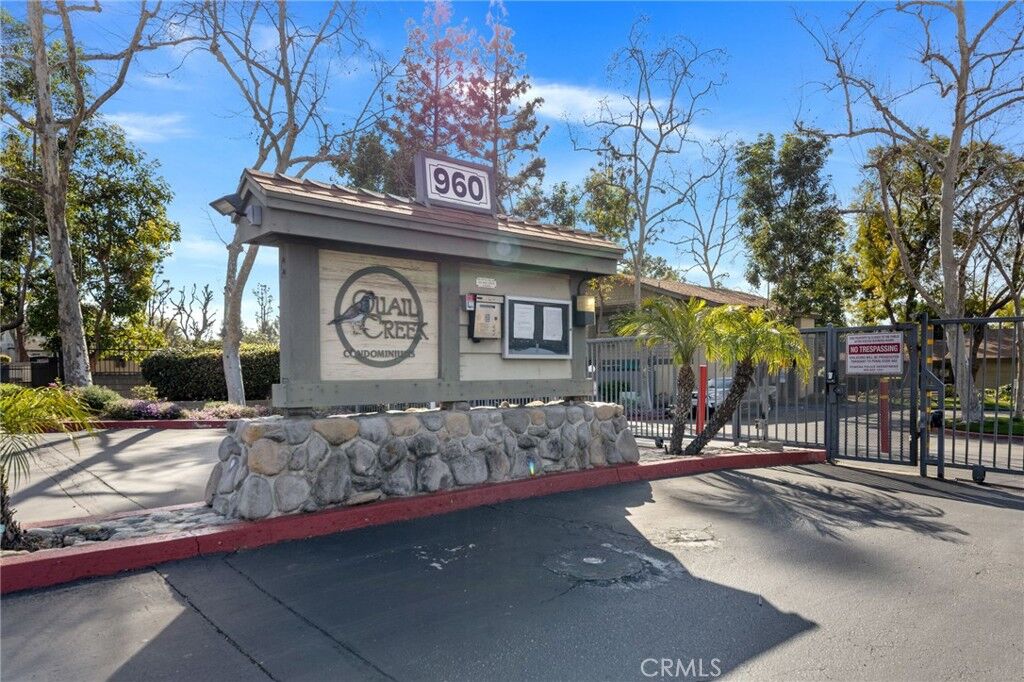 Property Photo:  960 E Bonita Avenue 4  CA 91767 